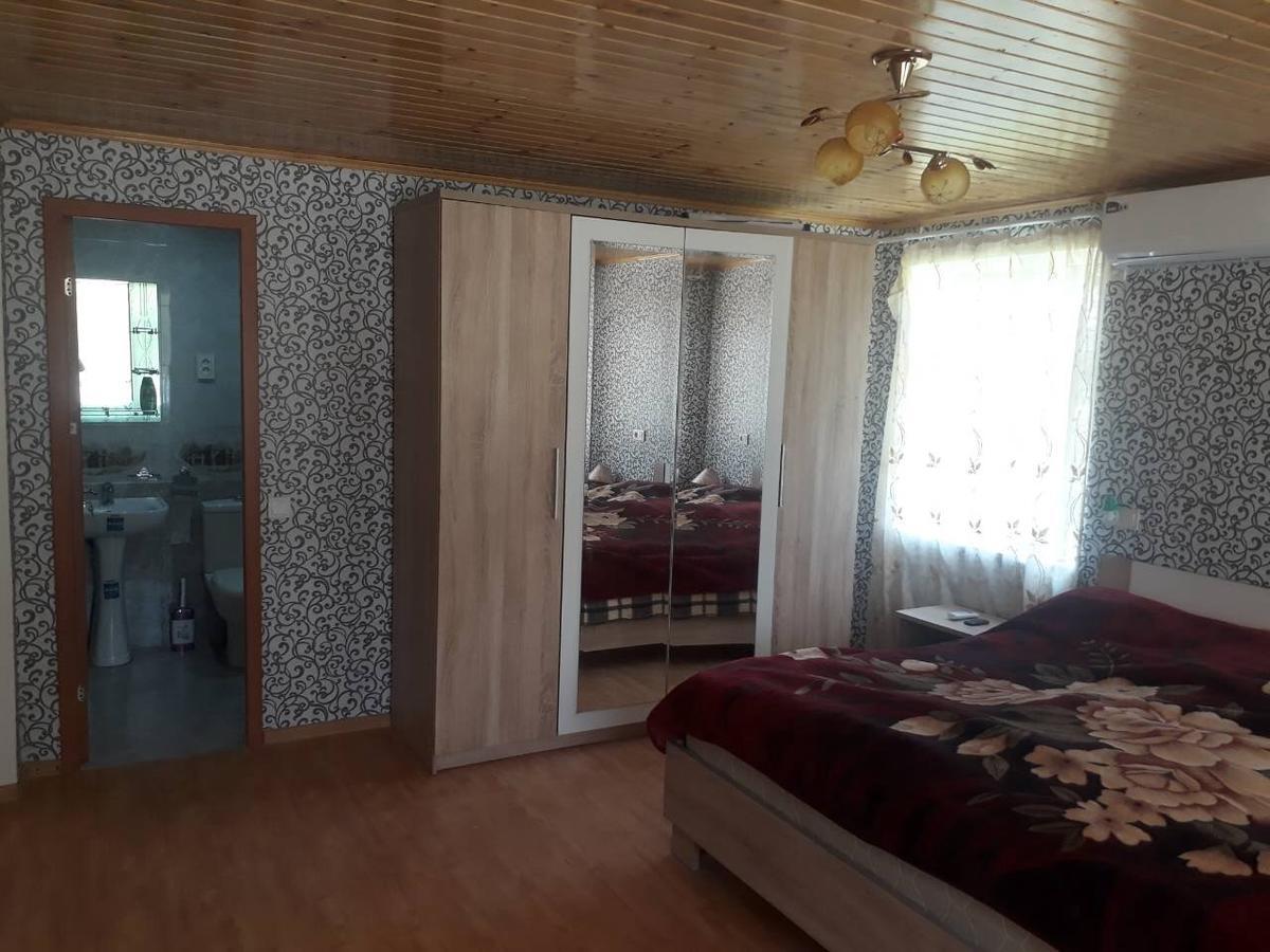 Guest House Danelia Martvili Eksteriør bilde